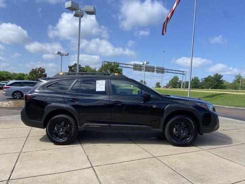 Used 2024 Subaru Outback Wilderness AWD/4WD image 15