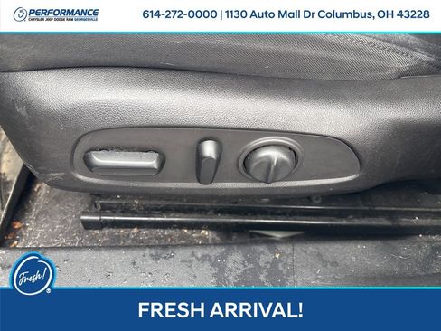 Used 2016 Chevrolet Malibu LT image 18