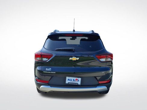 Used 2025 Chevrolet TrailBlazer LT FWD image 7