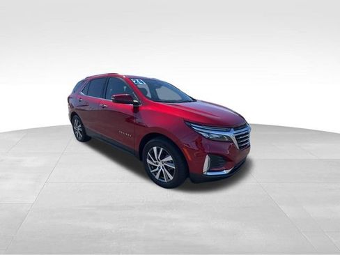 Certified 2024 Chevrolet Equinox Premier FWD image 2