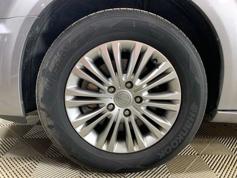 Used 2015 Chrysler Town & Country Touring-L w/ Driver Convenience Group FWD image 35