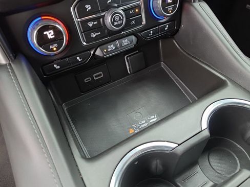 Used 2023 Chevrolet Tahoe LT image 18