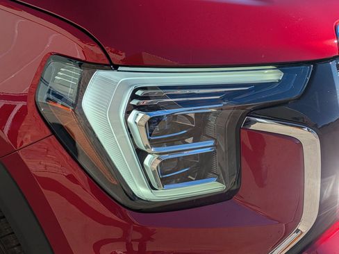 Certified 2025 GMC Terrain Elevation w/ Technology Package II image 10