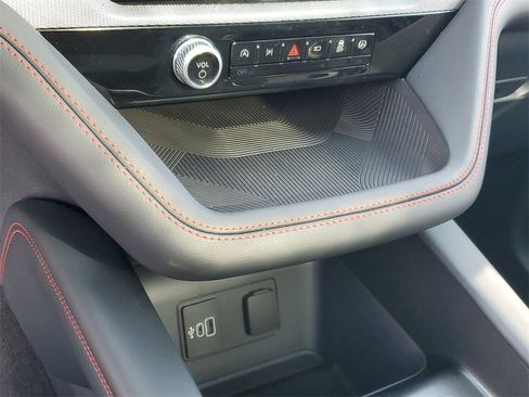 New 2026 Ford Explorer ST-Line image 22