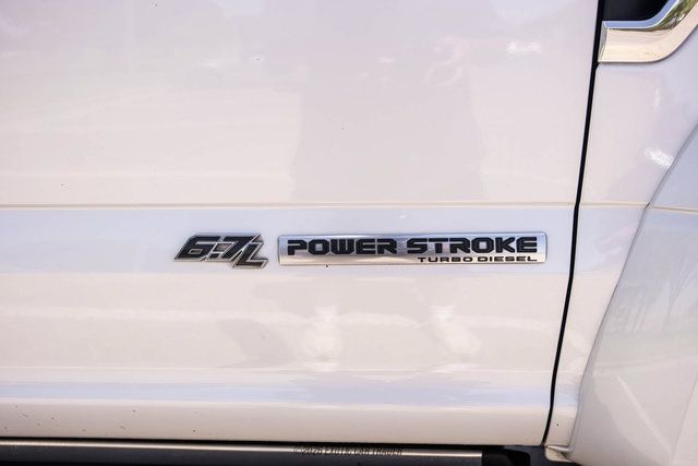 Used 2017 Ford F450 Platinum w/ Platinum Ultimate Package AWD/4WD image 96