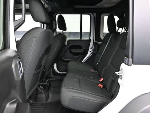 Certified 2019 Jeep Wrangler Unlimited Sport AWD/4WD image 24