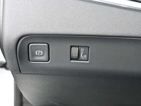 Used 2023 Buick Enclave Essence w/ Experience Buick Package image 27