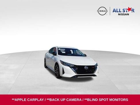 Used 2025 Nissan Sentra SR image 1