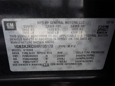 Used 2017 Chevrolet Suburban Premier image 28