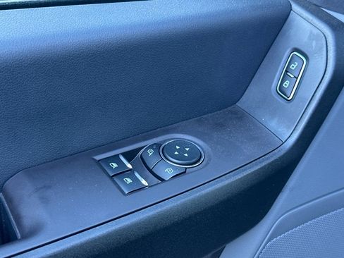 Used 2024 Ford F550 2WD Regular Cab Super Duty w/ XL Chrome Package image 12