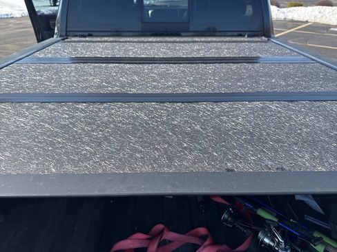 Used 2018 RAM 1500 Laramie w/ Convenience Group image 10