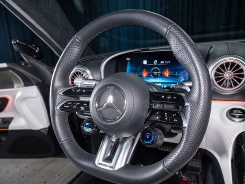 Certified 2023 Mercedes-Benz SL 63 AMG 4MATIC image 22