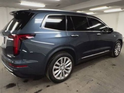 Certified 2021 Cadillac XT6 Premium Luxury image 8