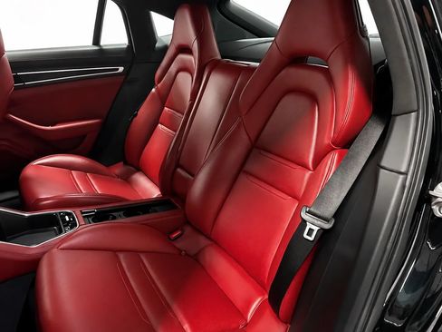 Used 2020 Porsche Panamera GTS w/ Premium Package Plus AWD/4WD image 16