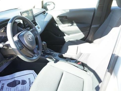 Used 2024 Toyota Corolla LE image 19