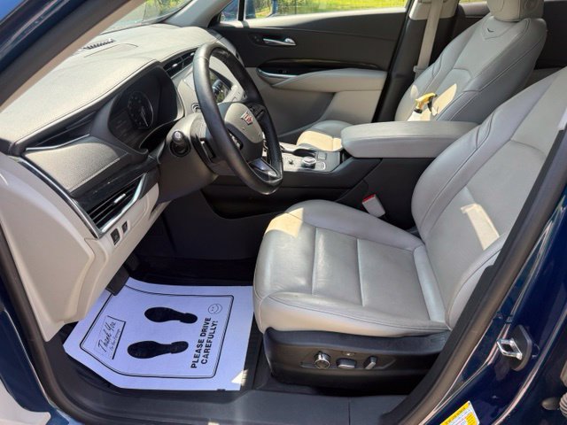 Used 2019 Cadillac XT4 Premium Luxury FWD image 9