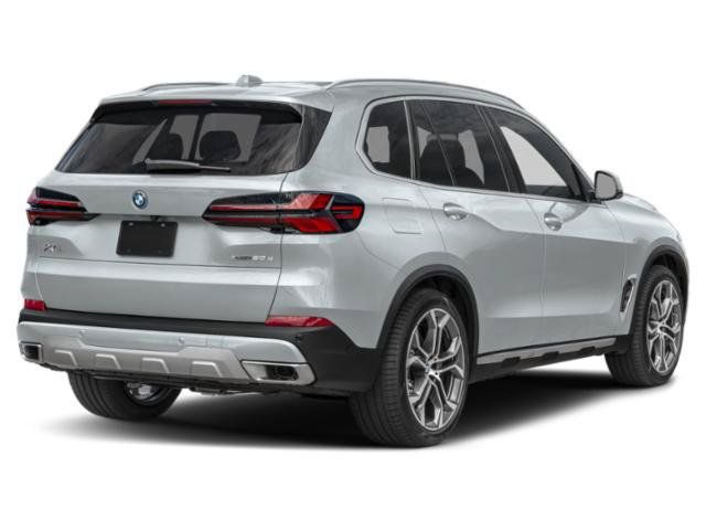 Used 2026 BMW X5 xDrive50e w/ M Sport Package AWD/4WD image 5