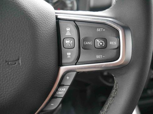 Used 2025 RAM 1500 Big Horn AWD/4WD image 42