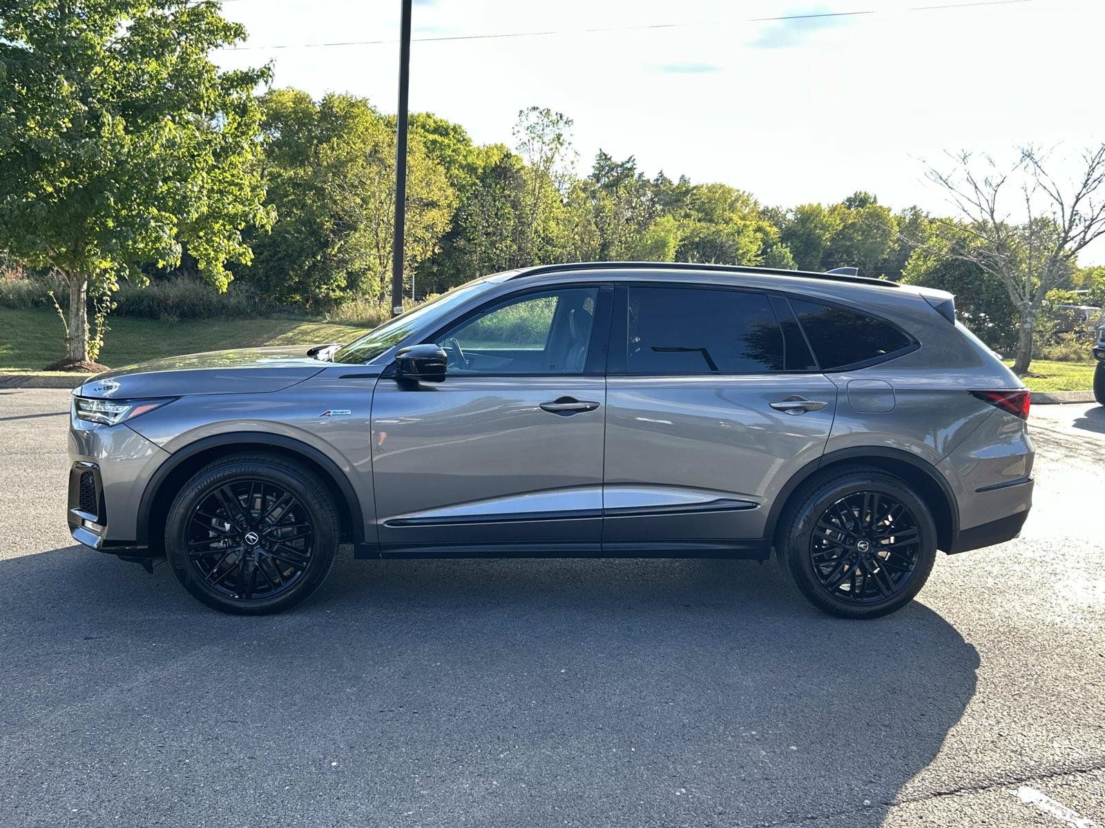 Used 2025 Acura MDX A-Spec w/ Advance Package AWD/4WD image 7