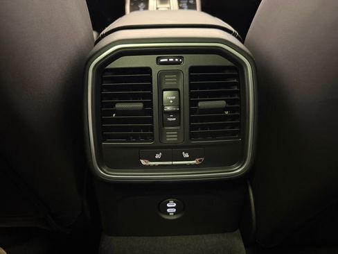 New 2026 Porsche Macan S image 26