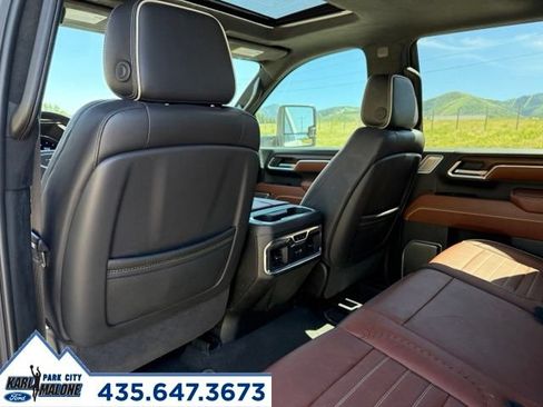 Used 2025 GMC Sierra 3500 Denali Ultimate AWD/4WD image 30