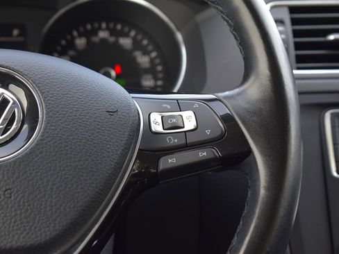 Used 2017 Volkswagen Jetta SE image 19