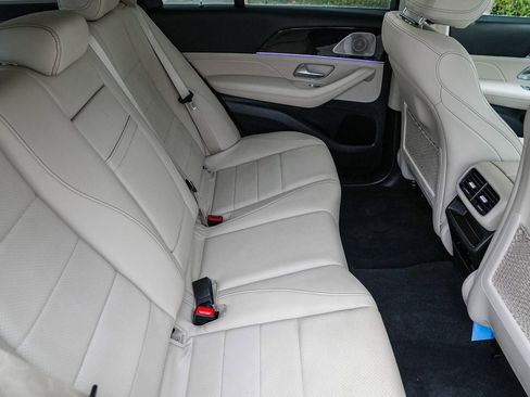 Used 2022 Mercedes-Benz GLE 350 4MATIC image 16