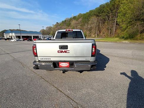 Used 2017 GMC Sierra 1500 SLT w/ SLT Preferred Package image 9