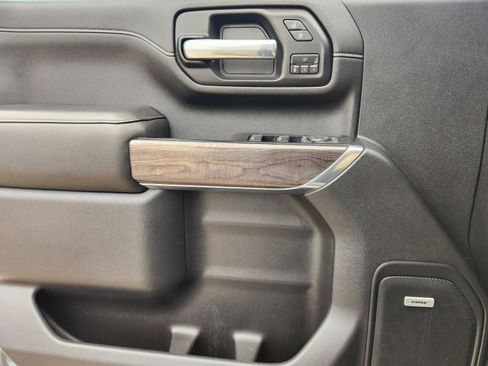 Used 2020 Chevrolet Silverado 2500 LTZ w/ LTZ Texas Edition image 22