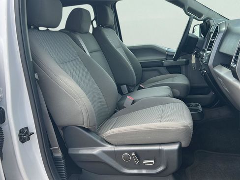 Used 2017 Ford F150 XLT w/ Equipment Group 302A Luxury RWD image 24