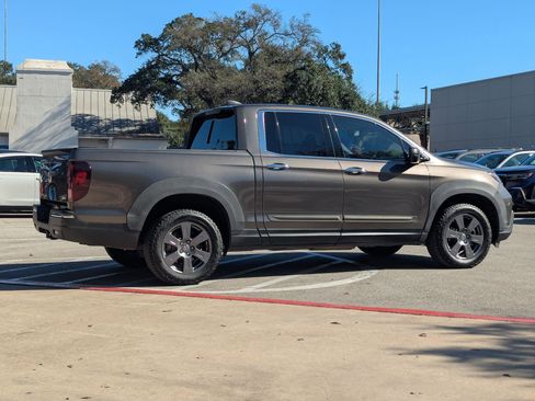 Used 2020 Honda Ridgeline RTL-E image 4