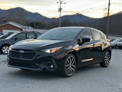 Used 2024 Subaru Impreza 2.0i Sport image 7