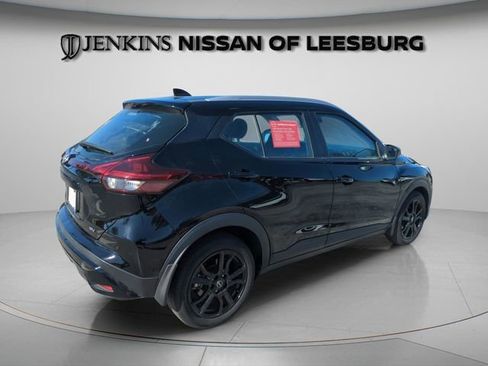 Certified 2023 Nissan Kicks SV image 10