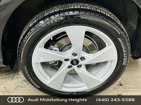 Certified 2025 Audi Q5 Premium w/ Premium Plus AWD/4WD image 32