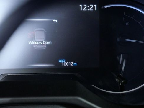 Used 2025 Toyota RAV4 XLE Premium image 20