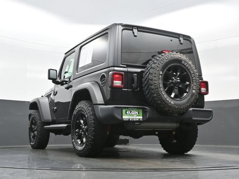 Used 2021 Jeep Wrangler Sport AWD/4WD image 29