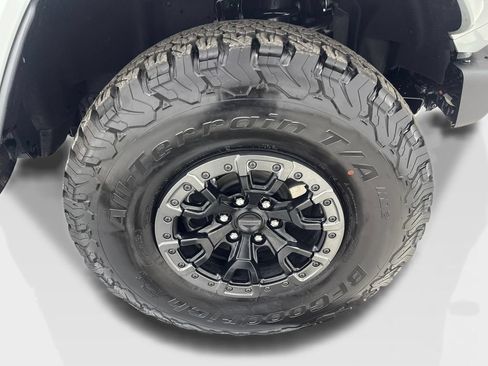 Used 2024 Ford Bronco Raptor w/ Interior Carbon Fiber Pack 6 AWD/4WD image 86