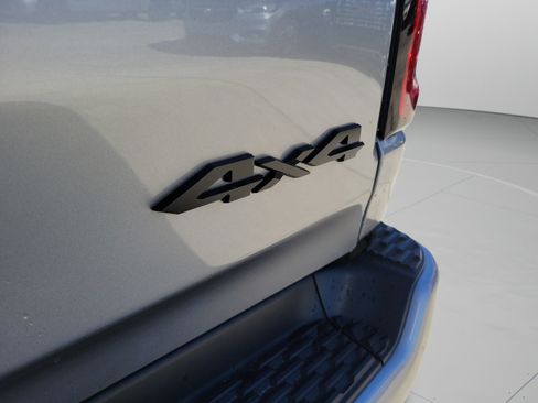 Used 2025 RAM 1500 Big Horn AWD/4WD image 30