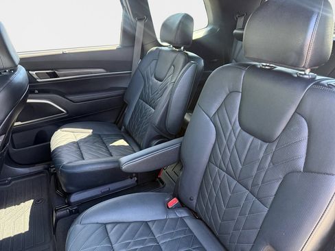 Used 2025 Kia Telluride EX X-Line AWD/4WD image 9