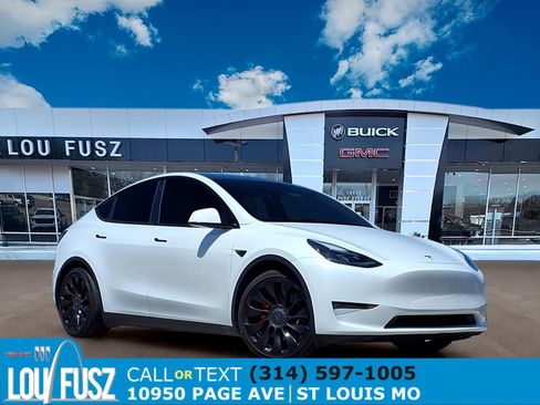 Used 2023 Tesla Model Y Performance AWD/4WD image 1
