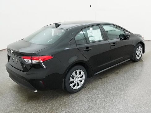 New 2026 Toyota Corolla LE FWD image 9