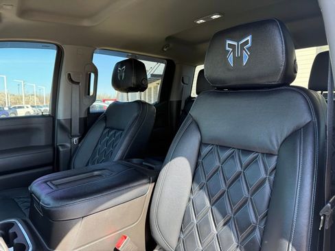 Used 2022 Chevrolet Silverado 1500 RST image 26