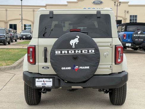 New 2026 Ford Bronco Outer Banks AWD/4WD image 41