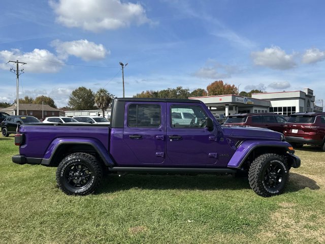 New 2026 Jeep Gladiator Sport AWD/4WD image 7
