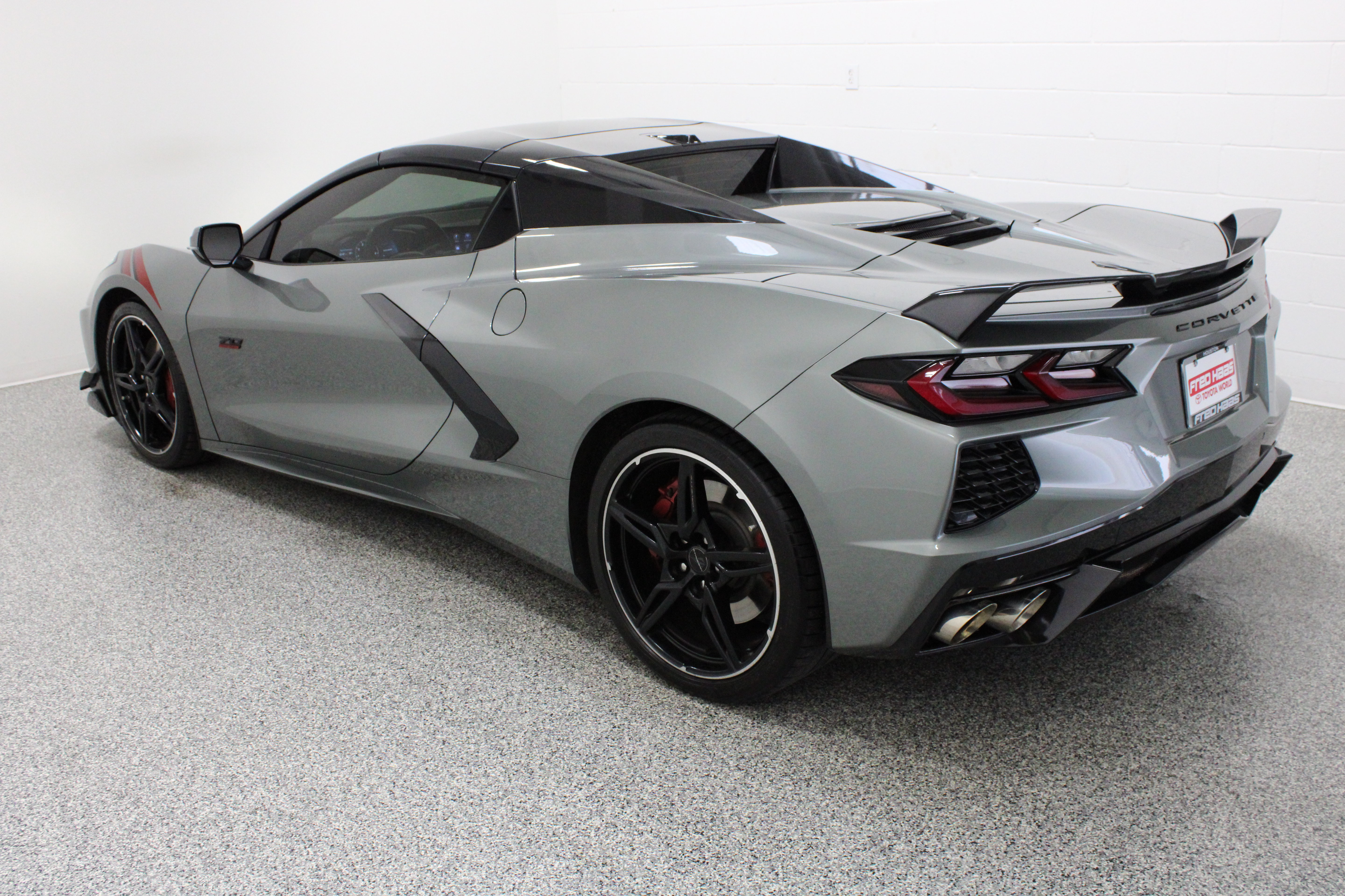 Used 2023 Chevrolet Corvette Stingray Convertible w/ Z51 Performance Package RWD image 10