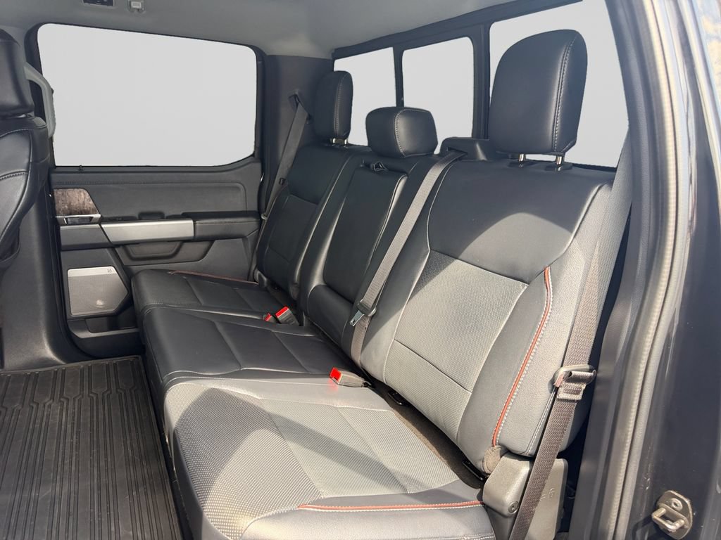Used 2023 Ford F250 Lariat w/ Sport Appearance Package AWD/4WD image 13