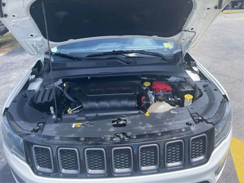 Used 2021 Jeep Compass Trailhawk AWD/4WD image 15