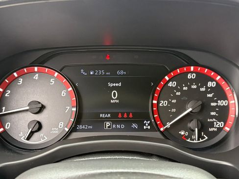 Certified 2025 Nissan Frontier PRO-4X AWD/4WD image 18