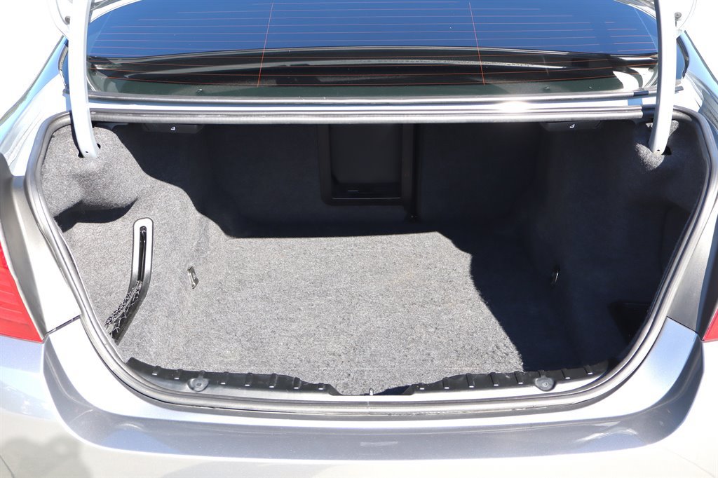 Used 2011 BMW 535i Sedan RWD image 38