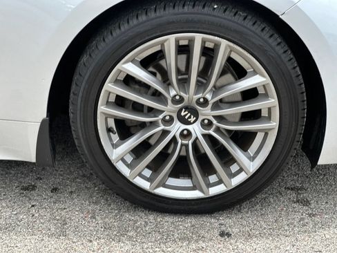 Used 2018 Kia Stinger RWD image 28